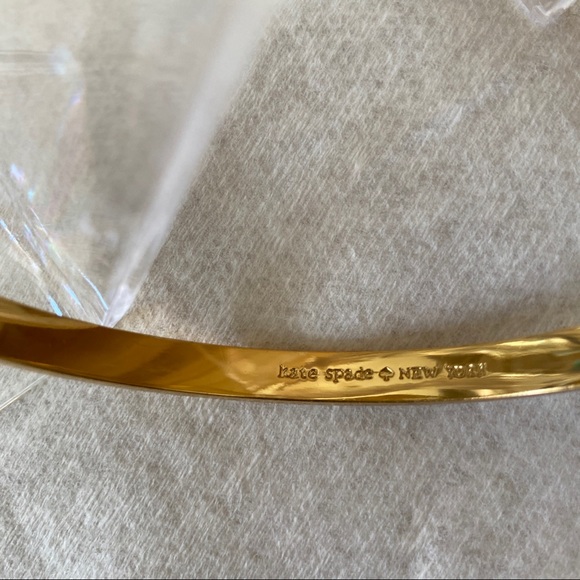 Kate Spade Take a Bow goldstone bangle bracelet - Picture 3 of 4